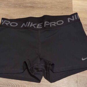 Nike pro women's XL Fri fit spandex shorts‎